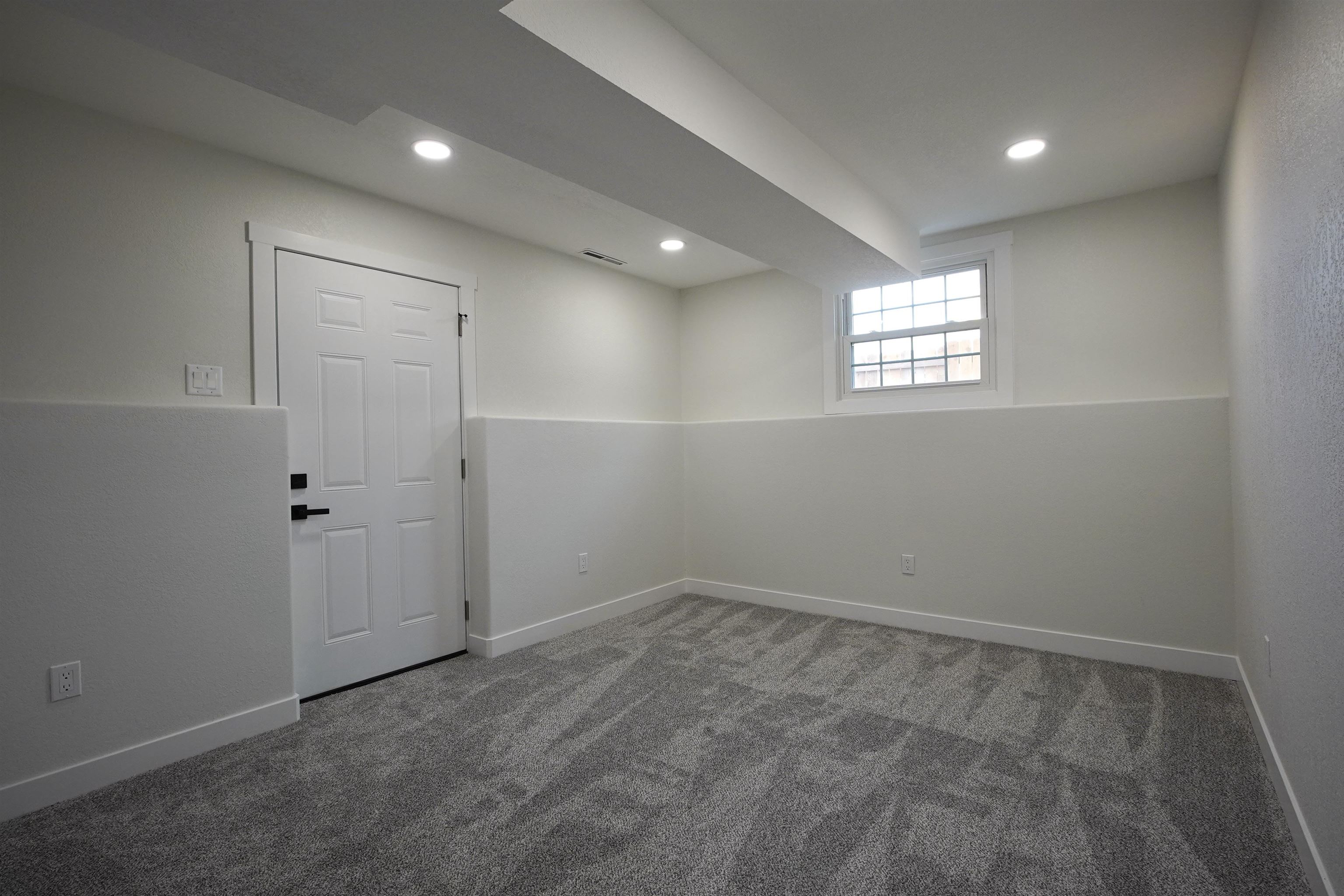 1220 Ivy Lane Casper, WY 82609 - Photo 24 of 37