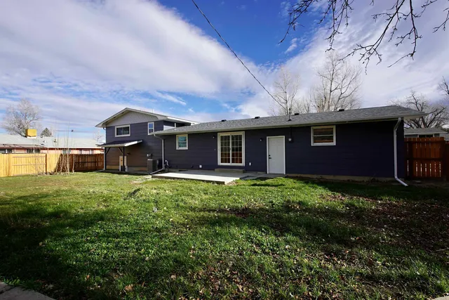 $450,000 | 1220 Ivy Lane, Casper, WY 82609