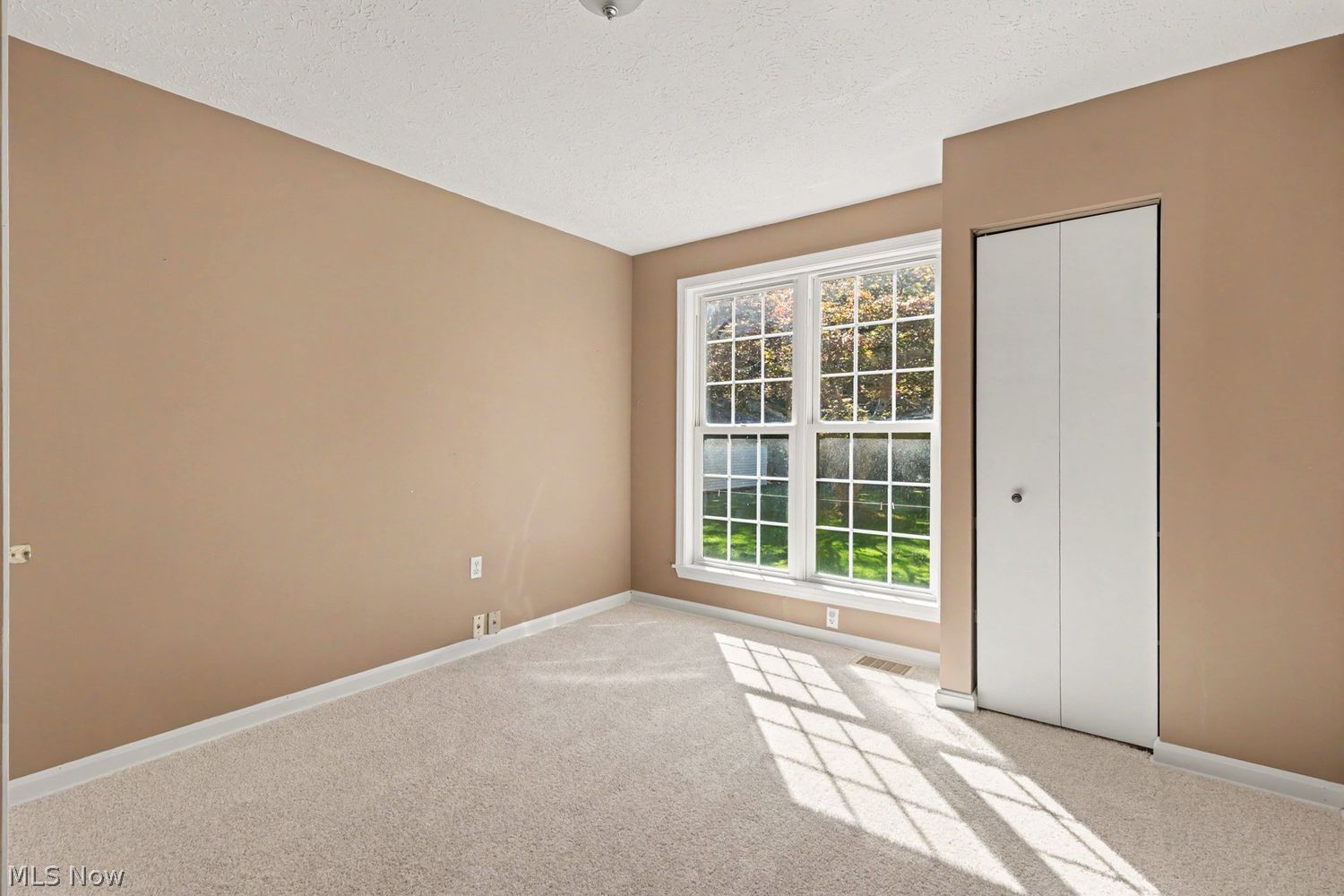 5718 South Ridge Road Madison, OH 44057 - Photo 13 of 23 1st floor Bdrm 3