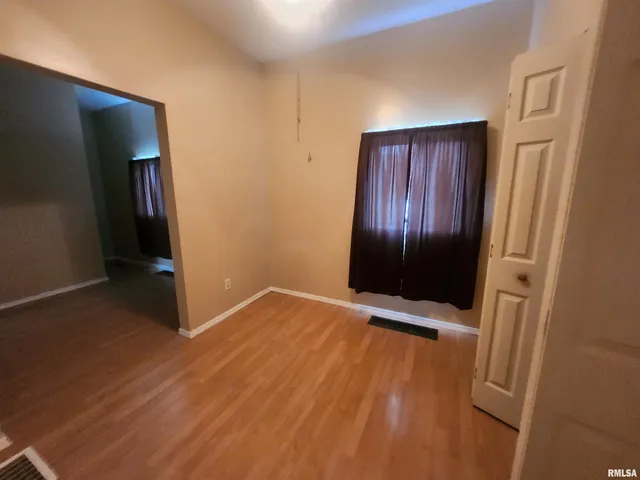 $69,900 | 209 South Main Street, Pinckneyville, IL 62274