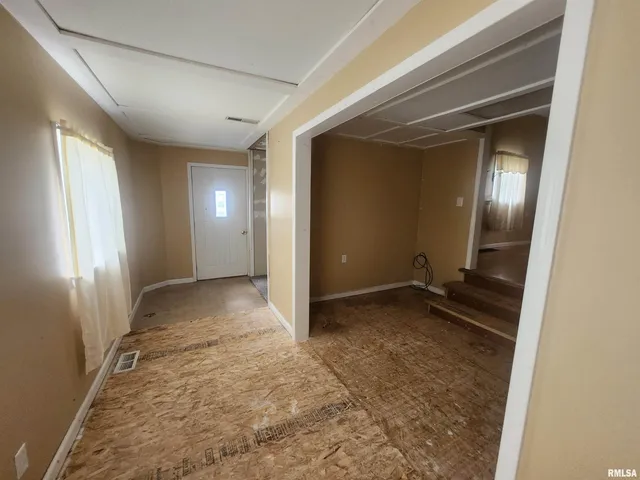 $69,900 | 209 South Main Street, Pinckneyville, IL 62274