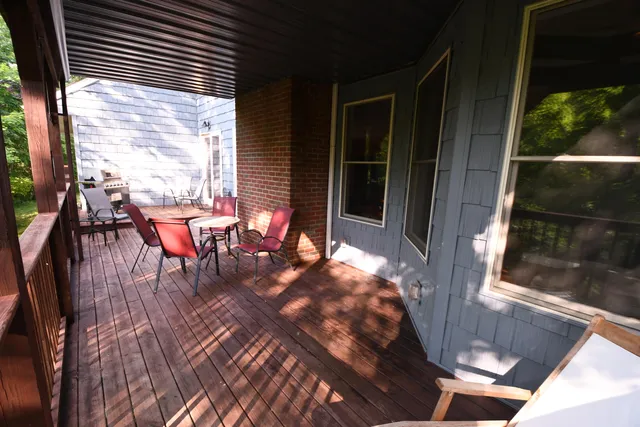 $1,195,000 | 14888 Cr 687 South Haven, Bangor, MI 49013