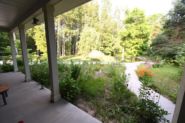 $1,195,000 | 14888 Cr 687 South Haven, Bangor, MI 49013