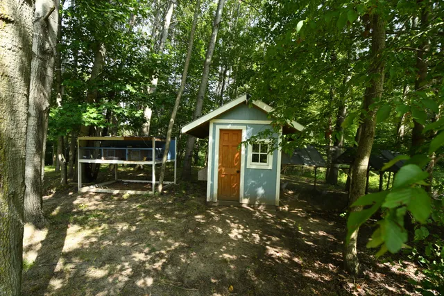 $1,195,000 | 14888 Cr 687 South Haven, Bangor, MI 49013