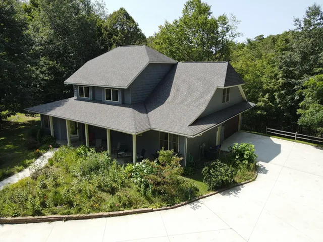 $1,195,000 | 14888 Cr 687 South Haven, Bangor, MI 49013