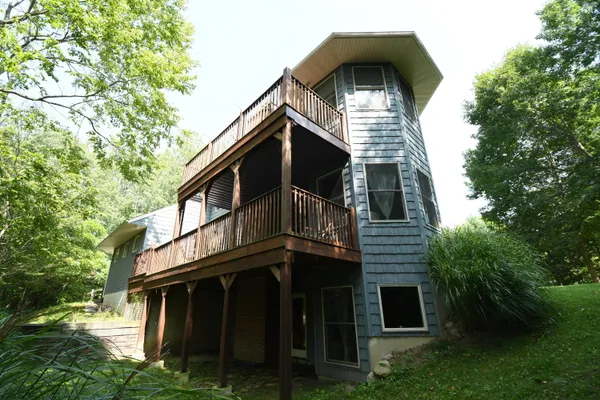 $1,195,000 | 14888 Cr 687 South Haven, Bangor, MI 49013