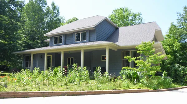 $1,195,000 | 14888 Cr 687 South Haven, Bangor, MI 49013