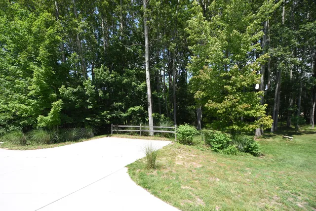 $1,195,000 | 14888 Cr 687 South Haven, Bangor, MI 49013