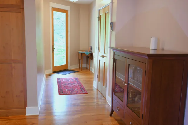 $1,195,000 | 14888 Cr 687 South Haven, Bangor, MI 49013