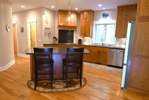 $1,195,000 | 14888 Cr 687 South Haven, Bangor, MI 49013