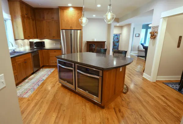 $1,195,000 | 14888 Cr 687 South Haven, Bangor, MI 49013