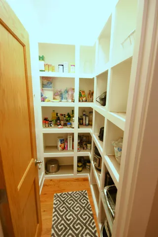 $1,195,000 | 14888 Cr 687 South Haven, Bangor, MI 49013