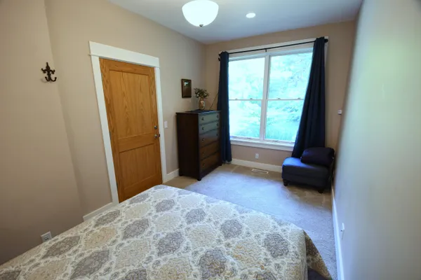 $1,195,000 | 14888 Cr 687 South Haven, Bangor, MI 49013