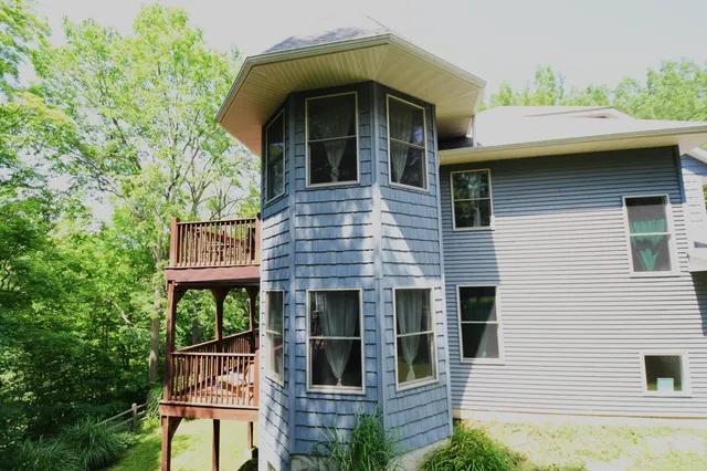 $1,195,000 | 14888 Cr 687 South Haven, Bangor, MI 49013