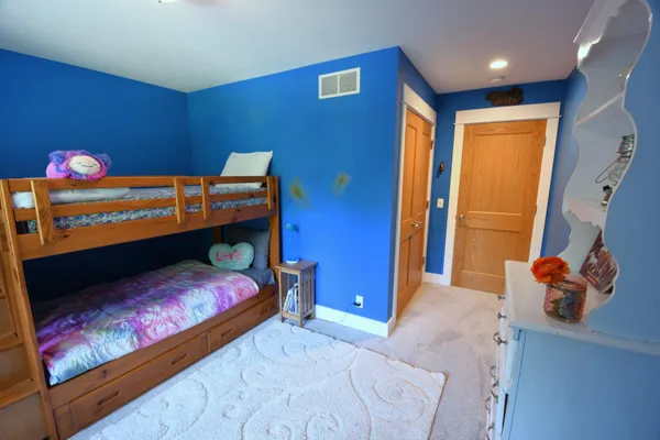 $1,195,000 | 14888 Cr 687 South Haven, Bangor, MI 49013