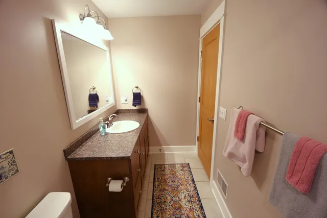 $1,195,000 | 14888 Cr 687 South Haven, Bangor, MI 49013