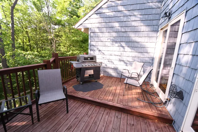 $1,195,000 | 14888 Cr 687 South Haven, Bangor, MI 49013