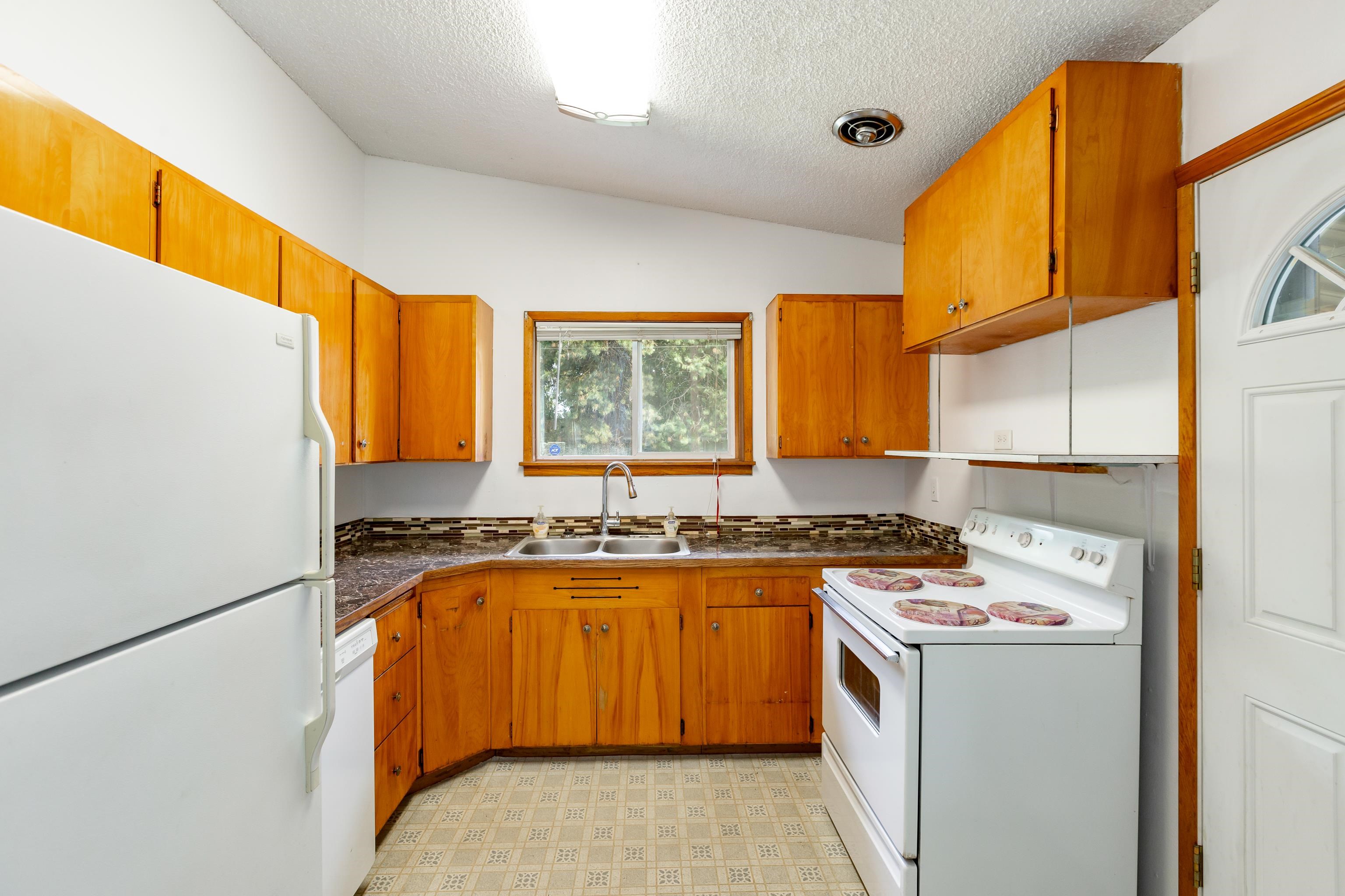 6909 North Monroe Street Spokane, WA 99208 - Photo 6 of 19 Gallery Image 6