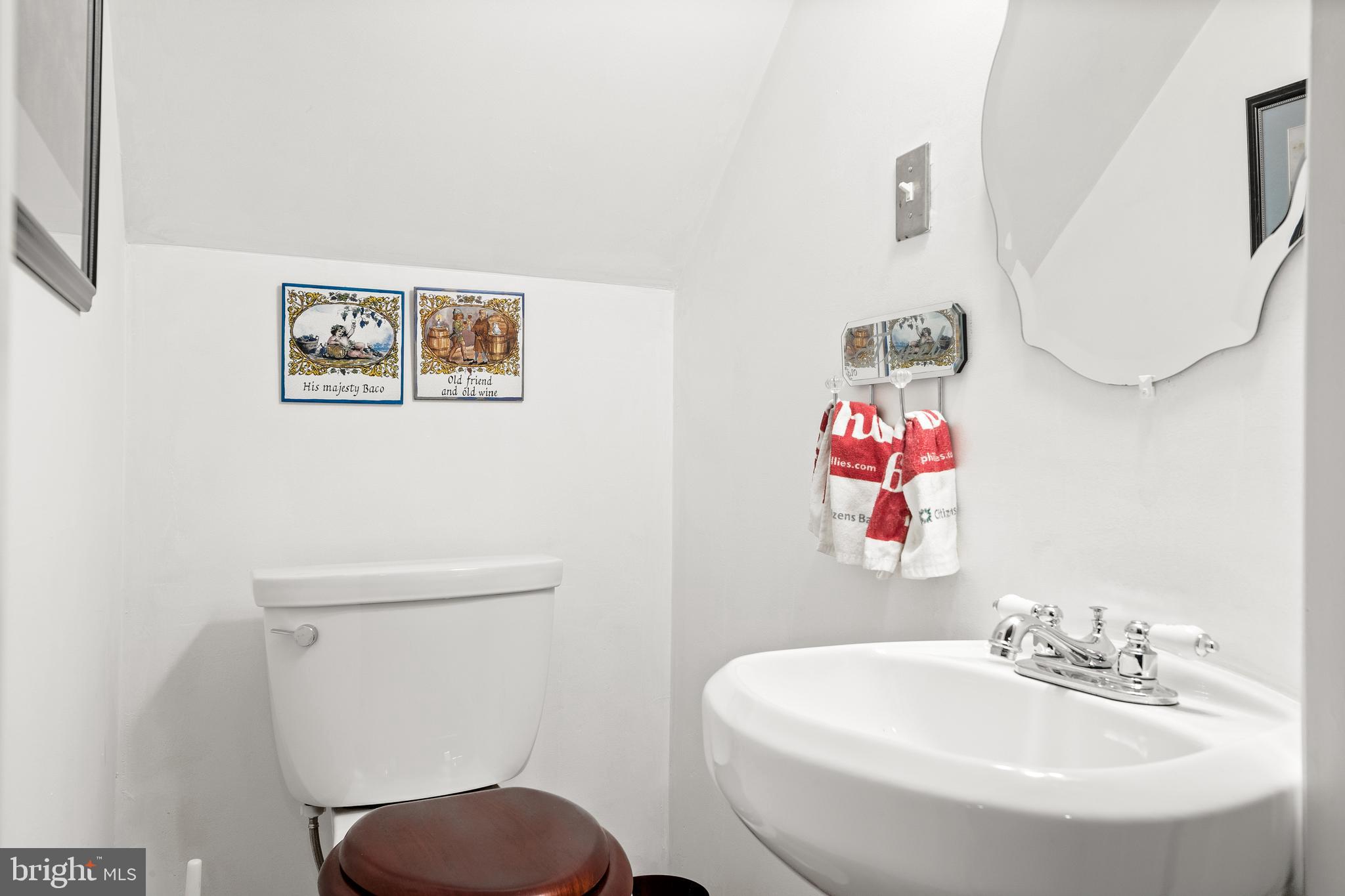 28 Blue Anchor Road Sicklerville, NJ 08081 - Photo 30 of 60 Powder room in basement