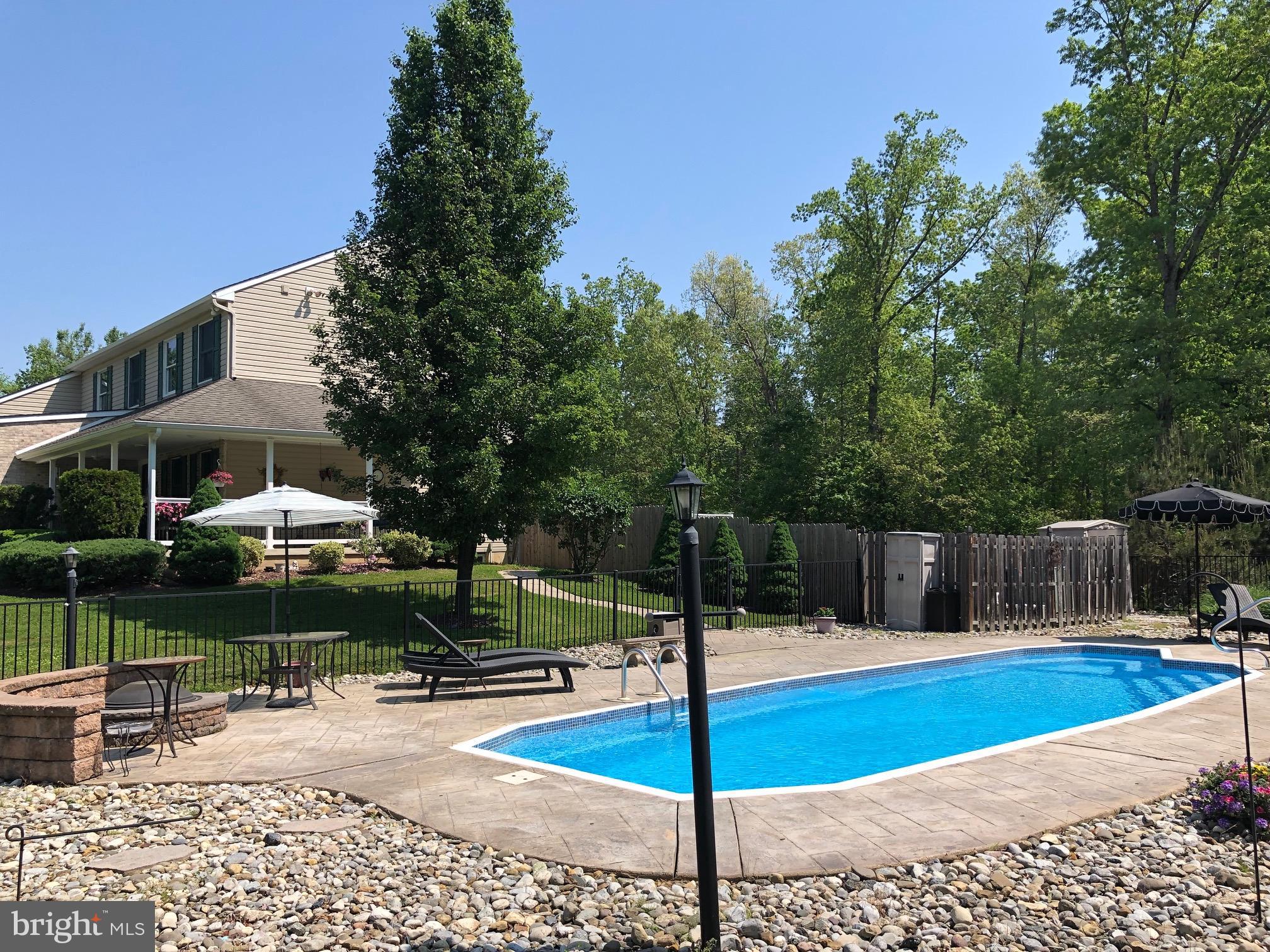 28 Blue Anchor Road Sicklerville, NJ 08081 - Photo 43 of 60 Pool party!