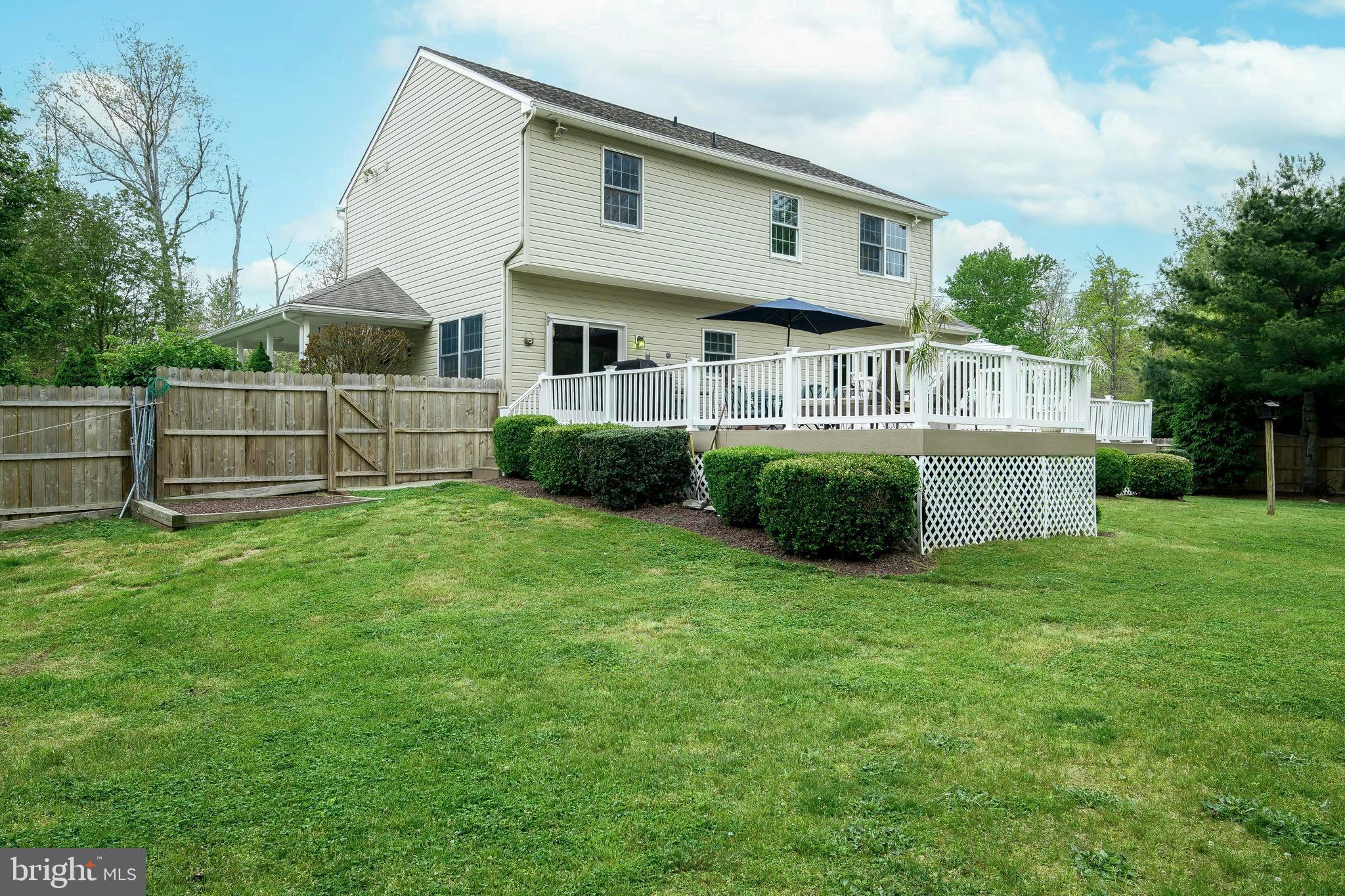 28 Blue Anchor Road Sicklerville, NJ 08081 - Photo 53 of 60 Back of home