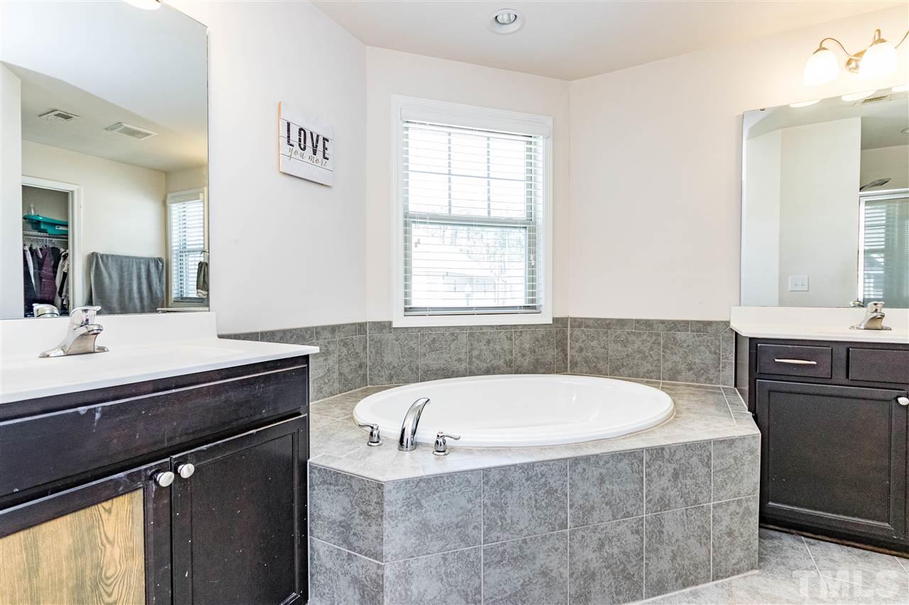 7802 Elmshire Way, Unit 731 Raleigh, NC 27616 - Photo 16 of 29 Gallery Image 16