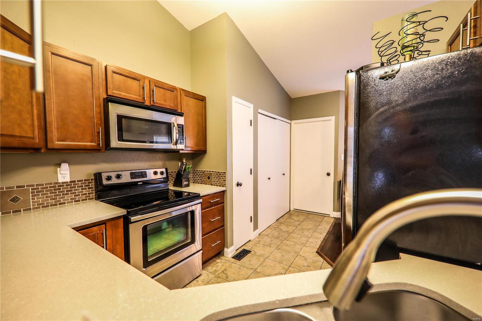 1504 Oak Ridge Court O'Fallon, IL 62269 - Photo 22 of 25 Gallery Image 22