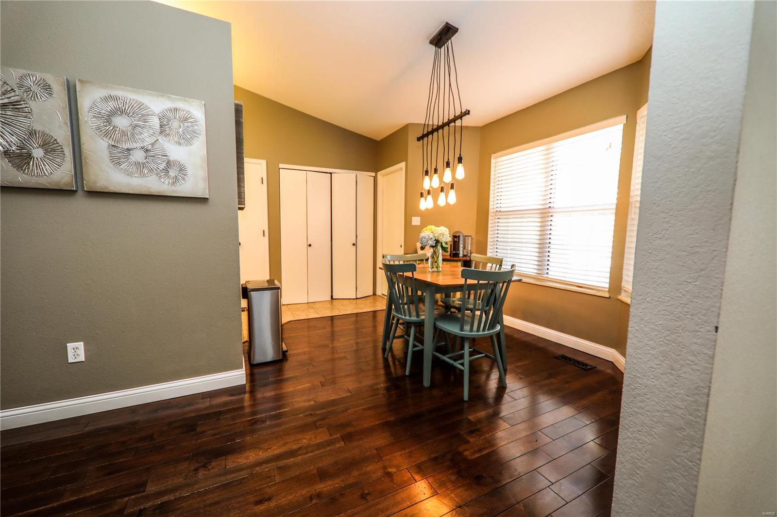 1504 Oak Ridge Court O'Fallon, IL 62269 - Photo 7 of 25 Gallery Image 7