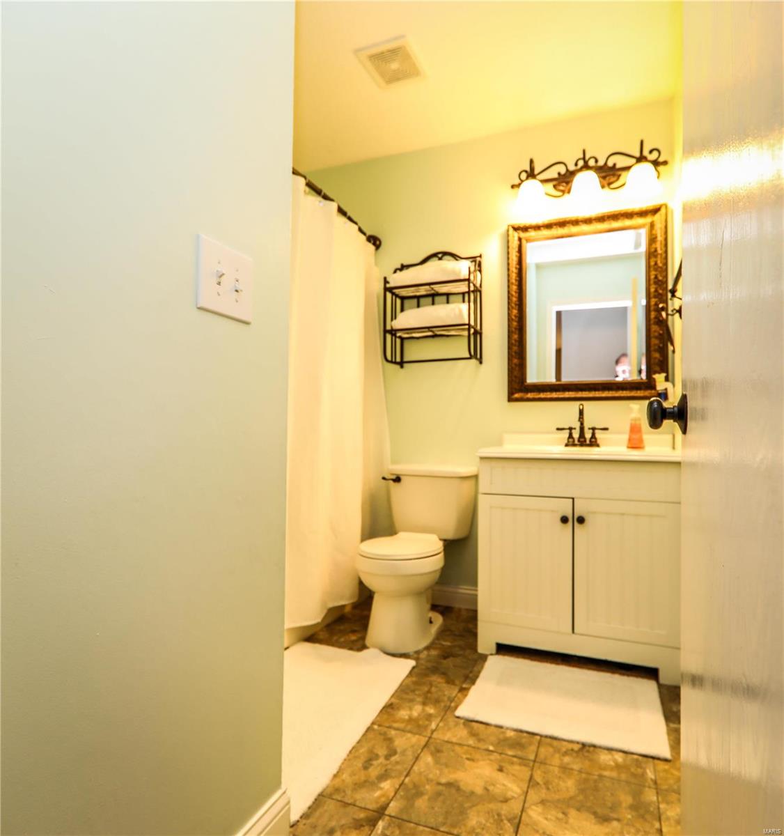 1504 Oak Ridge Court O'Fallon, IL 62269 - Photo 9 of 25 Gallery Image 9