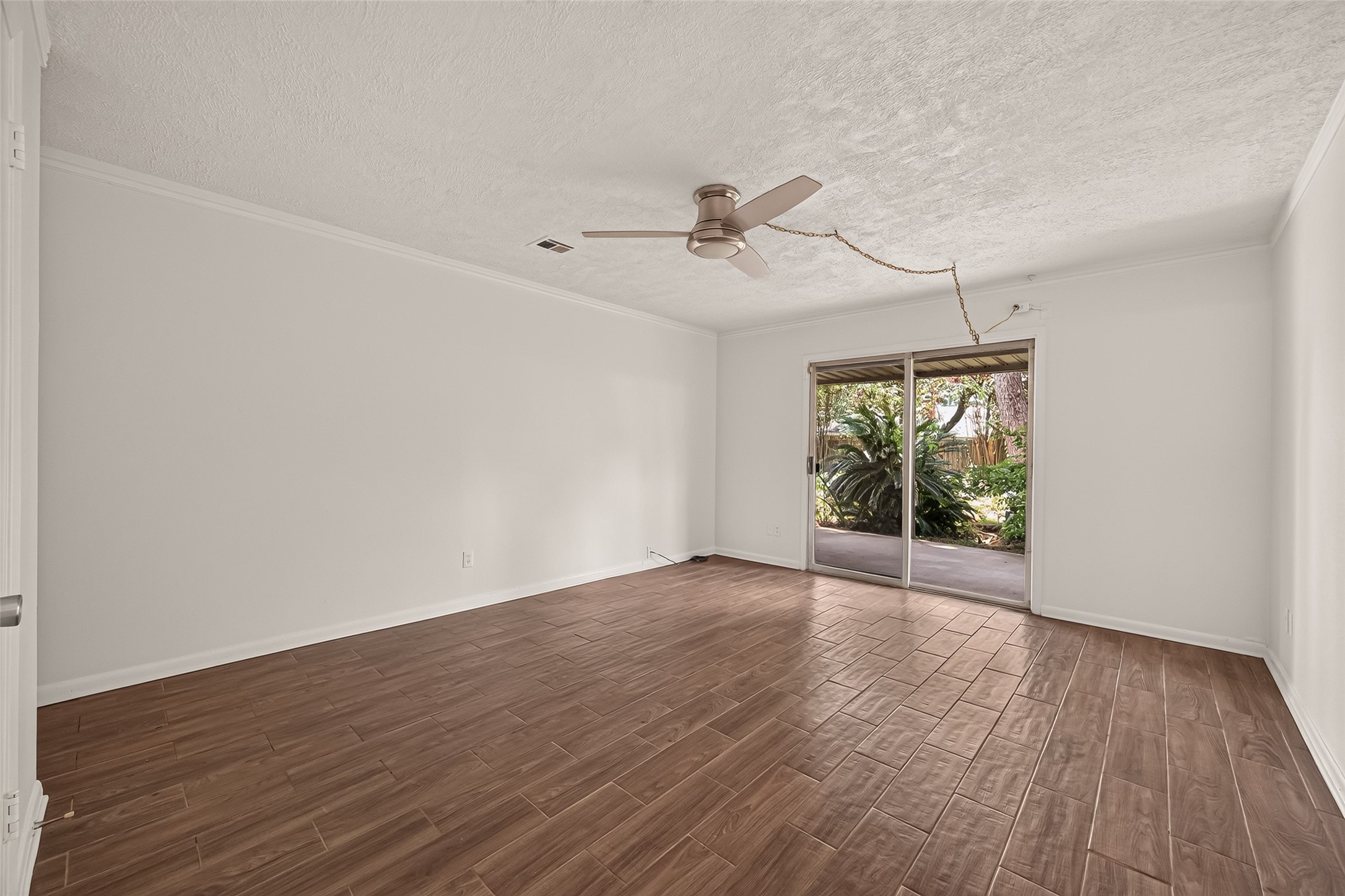 10039 Warwana Road Houston, TX 77080 - Photo 28 of 37 Gallery Image 28
