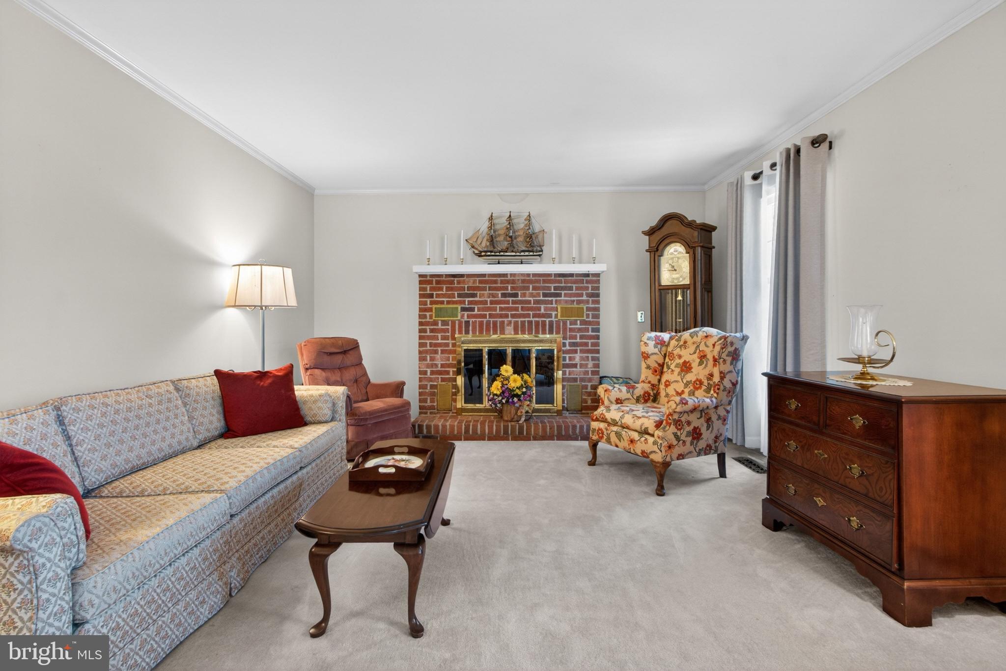 13 Harborview Road Lewes, DE 19958 - Photo 15 of 84 A Traditional Living Room or Gathering Space