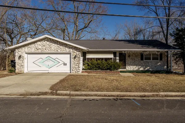 $220,000 | 1619 6th Street, Beloit, WI 53511