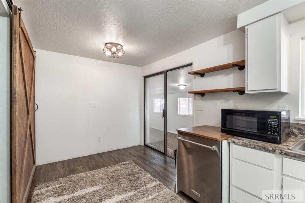 153 North 3rd East Rexburg, ID 83440 - Photo 7 of 25