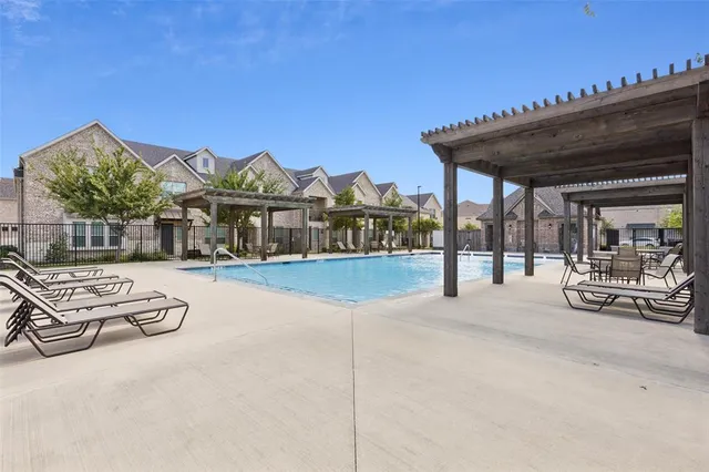 $2,800 | 2700 Parkview Court, Lewisville, TX 75067