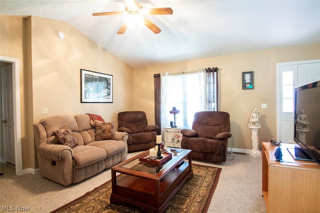 3973 Columbia Road Medina, OH 44256 - Photo 5 of 26 Gallery Image 5