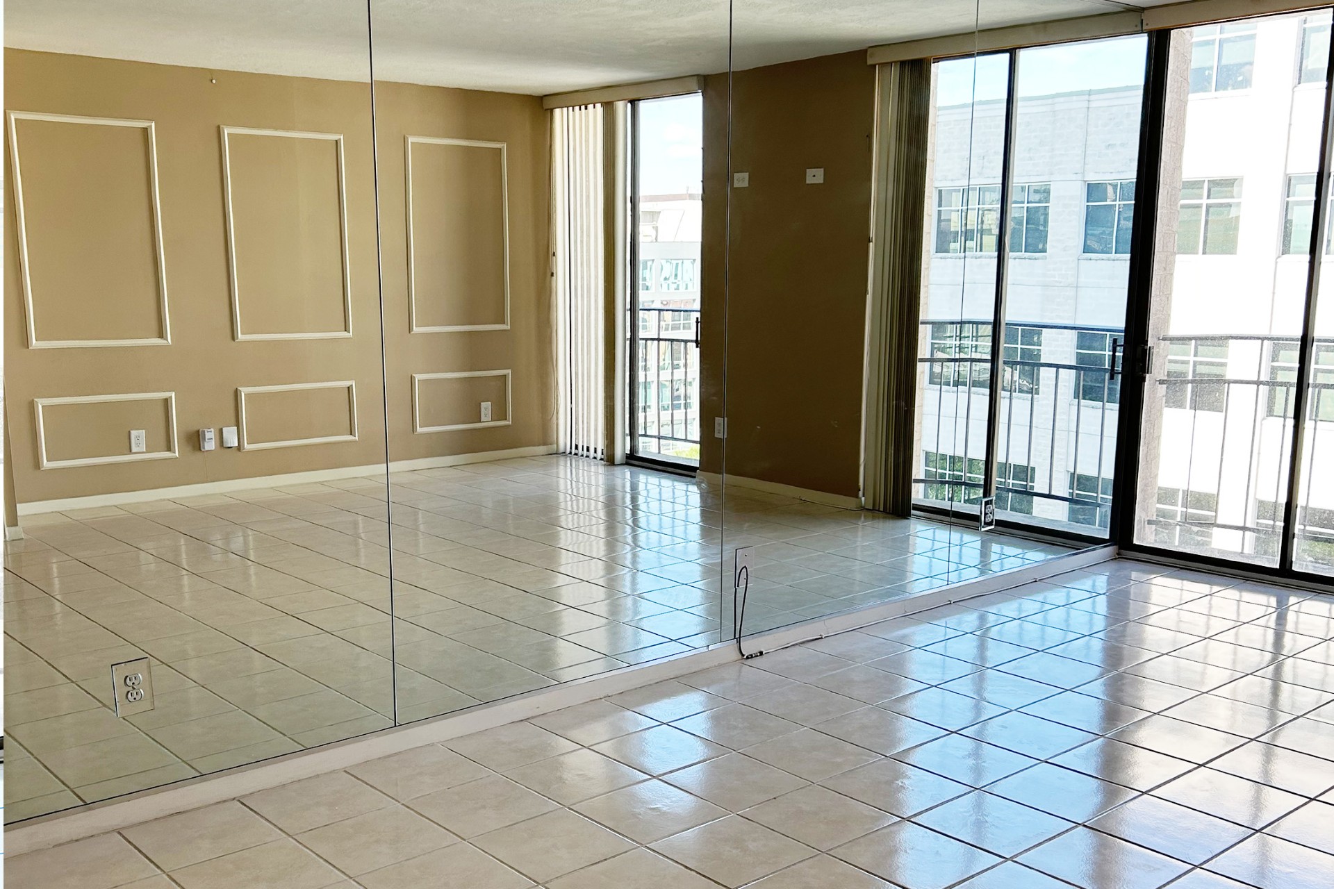 1122 Colorado Street, Unit 1101 Austin, TX 78701 - Photo 2 of 17 a view of an entryway