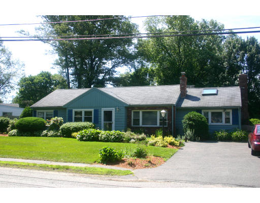 4 Wentworth Road Natick, MA 01760 - Photo 1 of 10