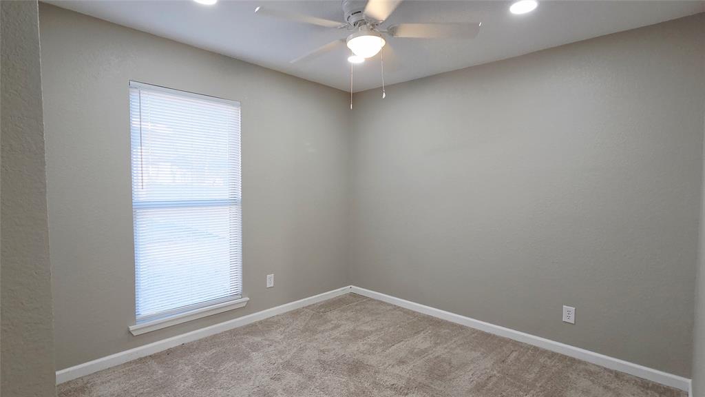 4046 Odessa Street Dallas, TX 75212 - Photo 13 of 21