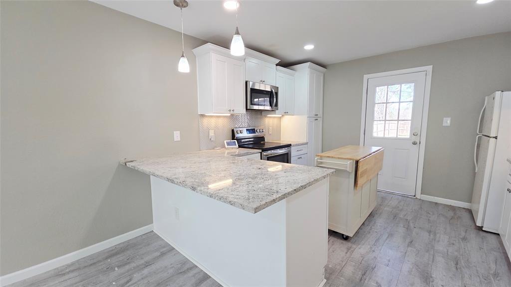 4046 Odessa Street Dallas, TX 75212 - Photo 5 of 21