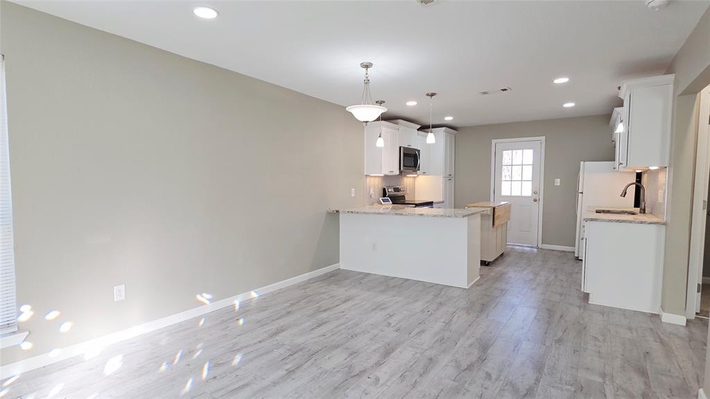 4046 Odessa Street Dallas, TX 75212 - Photo 6 of 21