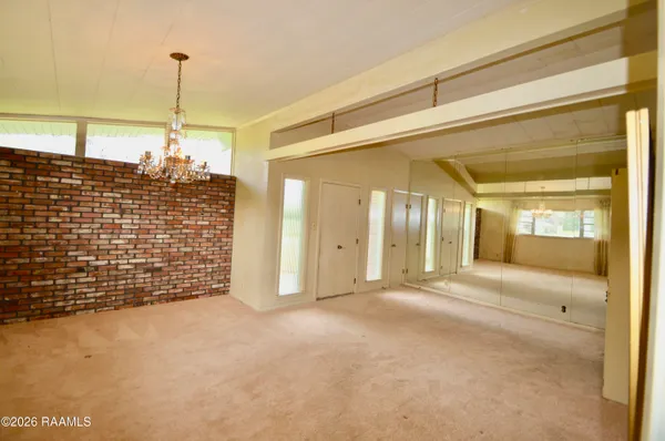 $345,500 | 1915 North River Oaks Drive, Abbeville, LA 70510
