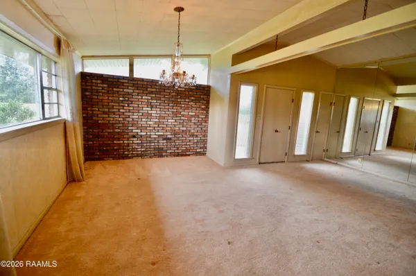 $345,500 | 1915 North River Oaks Drive, Abbeville, LA 70510
