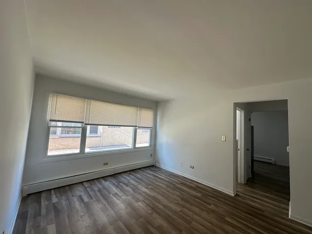 $1,290 | 8221 West Walsh Lane, Unit GF, River Grove, IL 60171