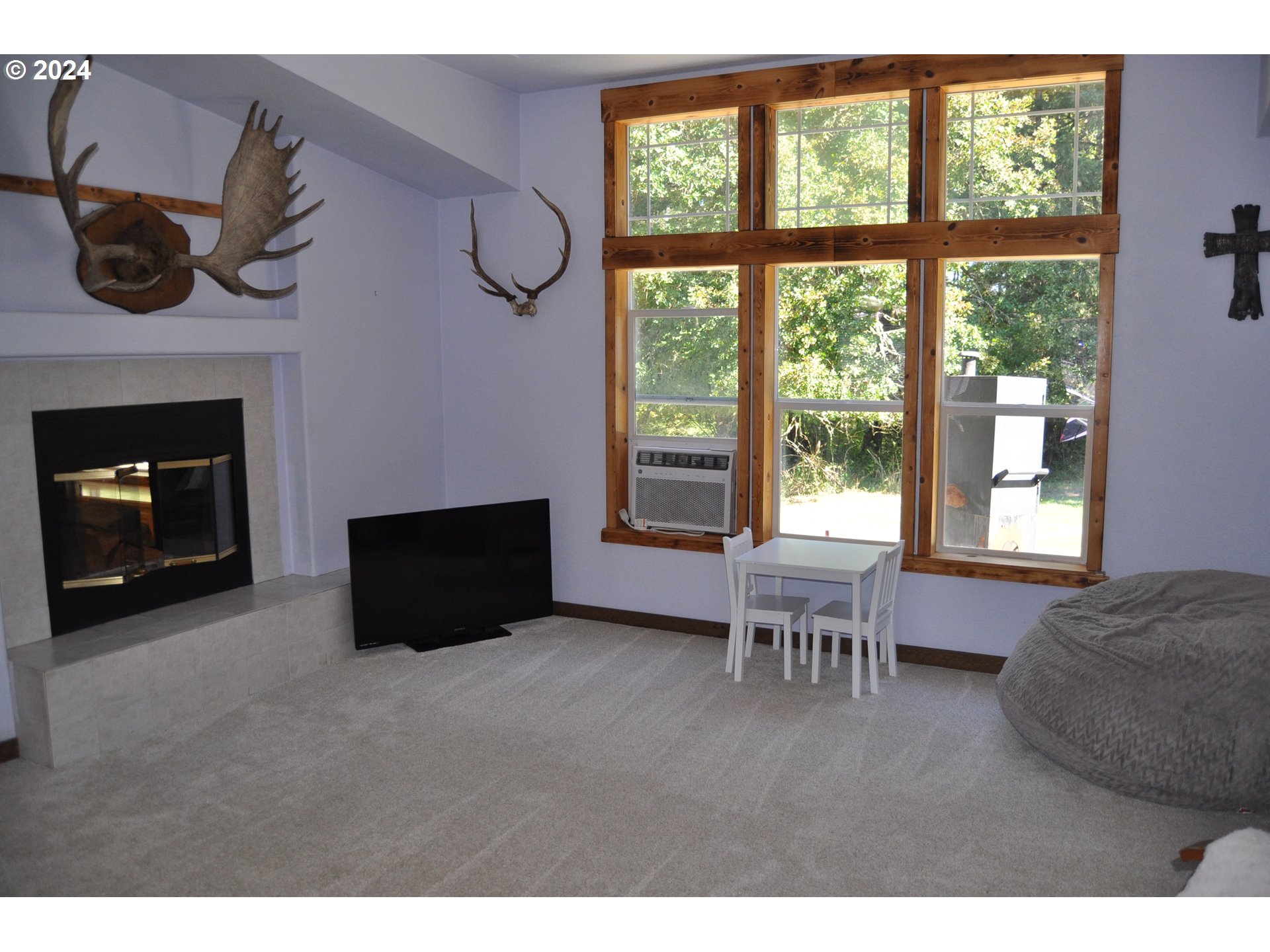 89105 Sheffler Road Elmira, OR 97437 - Photo 4 of 27 Gallery Image 4