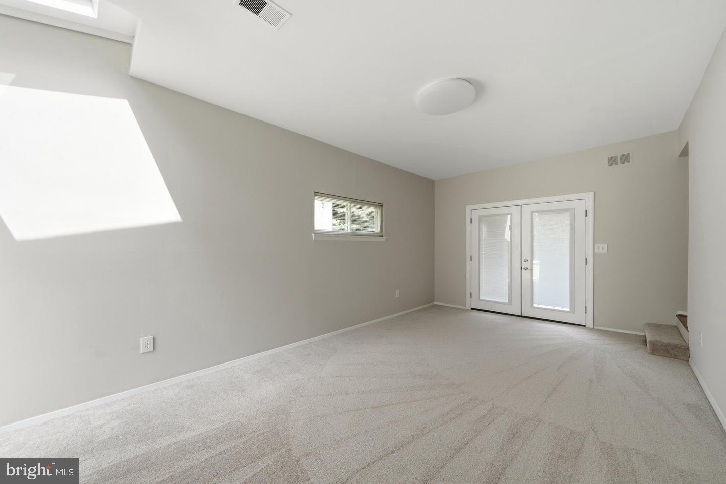 14317 Sturtevant Road Silver Spring, MD 20905 - Photo 26 of 55 Family Room