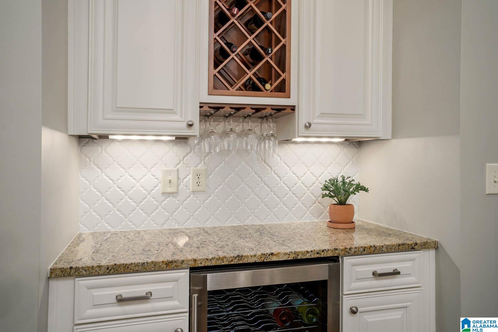 605 Broadway Street Birmingham, AL 35209 - Photo 14 of 40