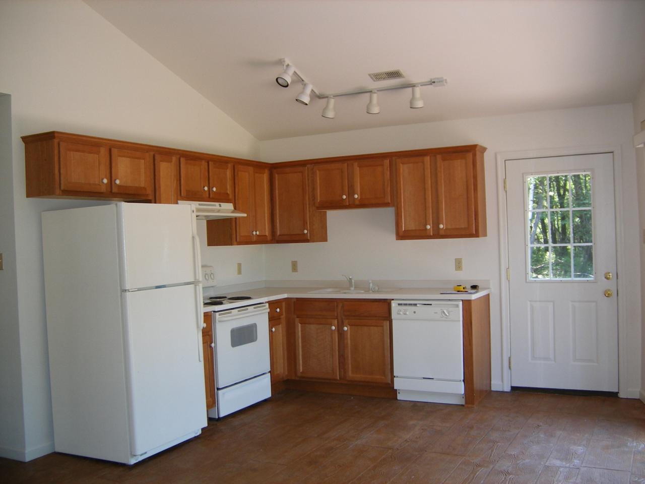 205 Mountain Road Albrightsville, PA 18210 - Photo 3 of 4 Kitchen