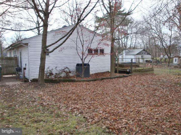 2902 Ogletown Road Newark, DE 19713 - Photo 3 of 6