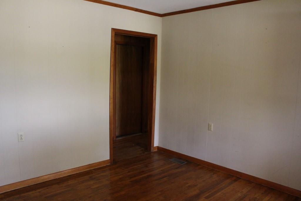 4835 Bonbrook Mill Road Boones Mill, VA 24065 - Photo 10 of 25 Living Room