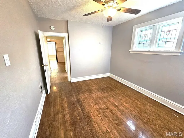 $1,275 | 4953 Holly Hills Avenue, Unit A, St. Louis, MO 63109